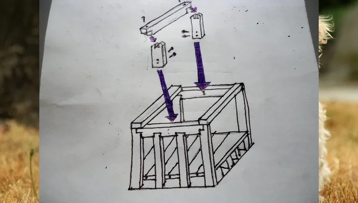 Preparar el techo: Colocar dos pequeños trozos de madera en la parte interior del cubo para soportar el techo.