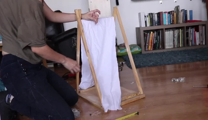 Recortar el exceso de tela.