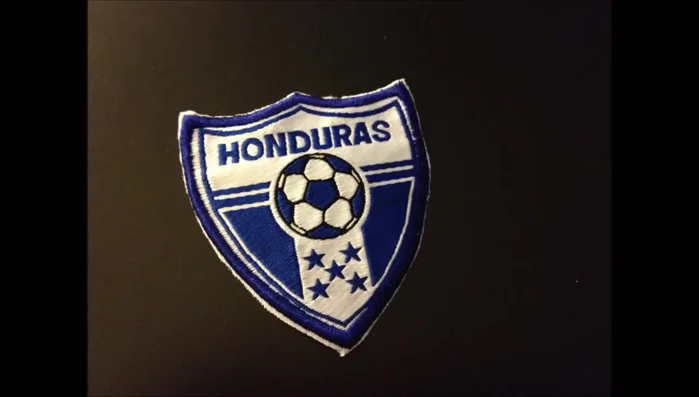 Recortar con precisión el borde del símbolo.