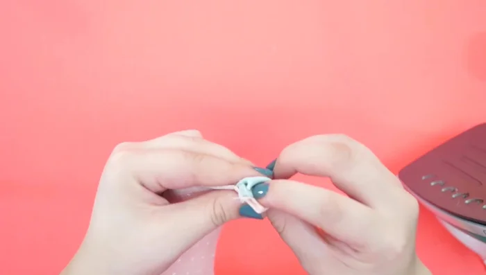 Introduce las esquinas para que queden rectas.