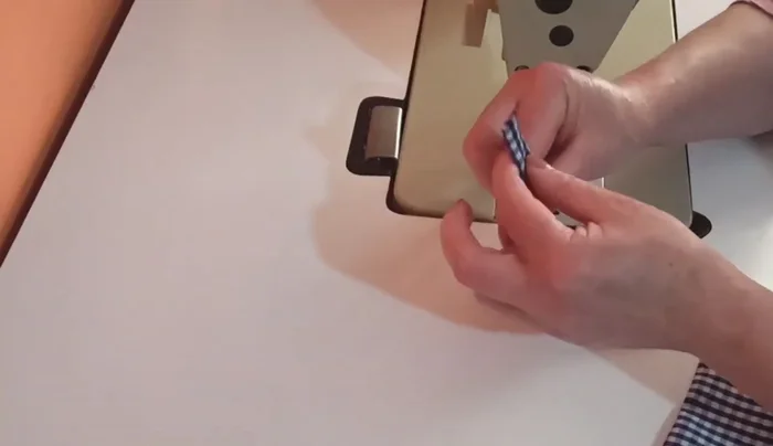 Coser nuevamente los bordes para finalizar.