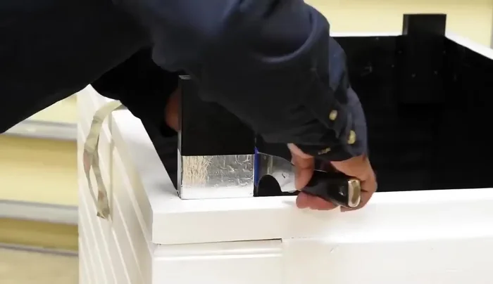 Instalar el flexible alrededor del perímetro.