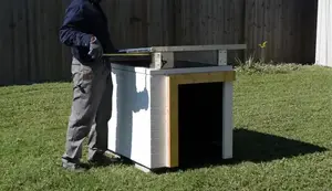 Construye una Casa para Perro Moderna: Guía Paso a Paso