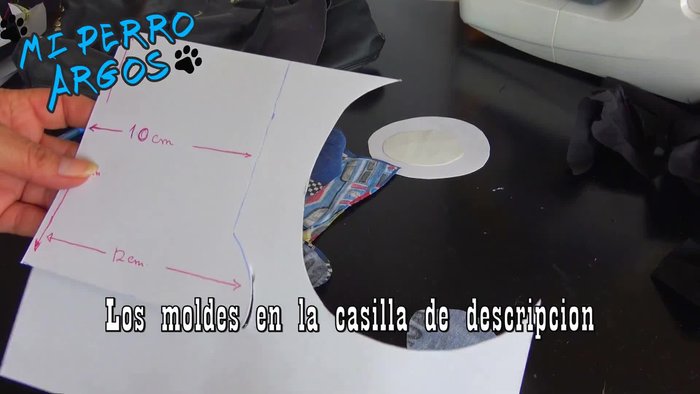 Cortar las telas según los moldes proporcionados. Se utilizan tres moldes: parte superior, base y protección.