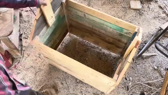 Instalar el piso de la casita.