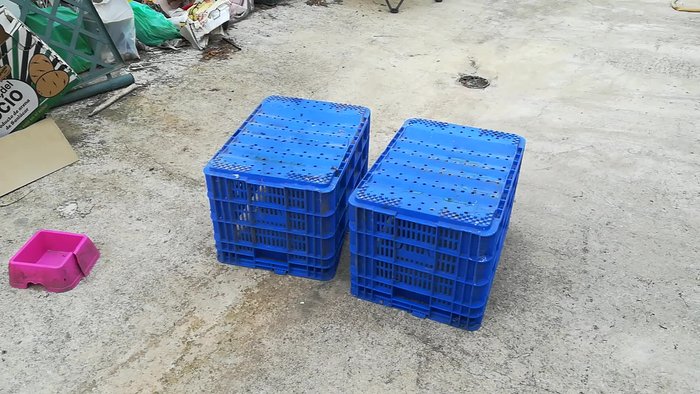 Reforzar la estructura: Usar bridas para reforzar las esquinas y los lados de la caja, proporcionando mayor resistencia.