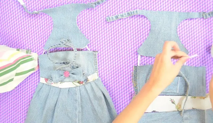 Pegar los tirantes con silicona, tanto los de la parte delantera como los de la espalda.