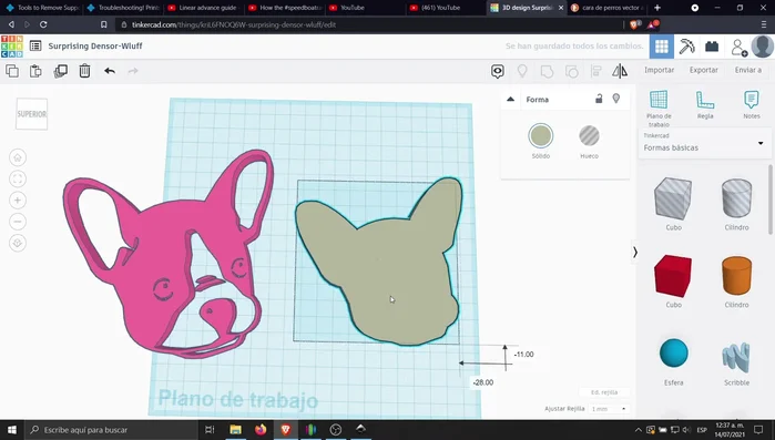 Alinear la base y la cara usando la opción 'alinear' en Tinkercad. Utilizar puntos de alineación como 'punto medio inferior' y 'punto medio lateral' para una alineación precisa.