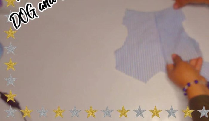 Unir las partes laterales: Colocar derecho con derecho y coser.