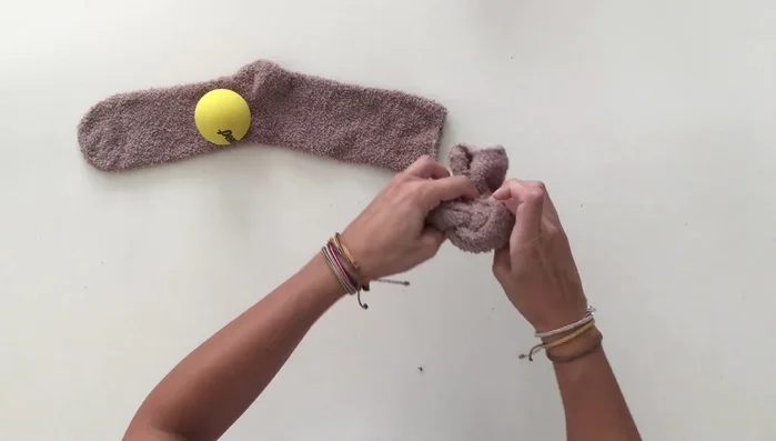 Deja un poco de espacio y mete la segunda pelota.