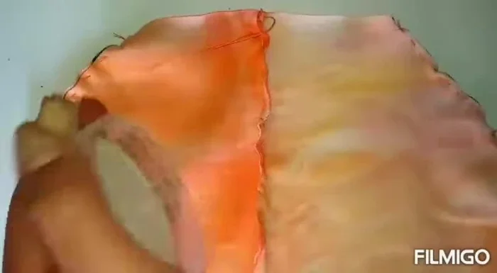 Dar vuelta al chaleco y ¡listo!