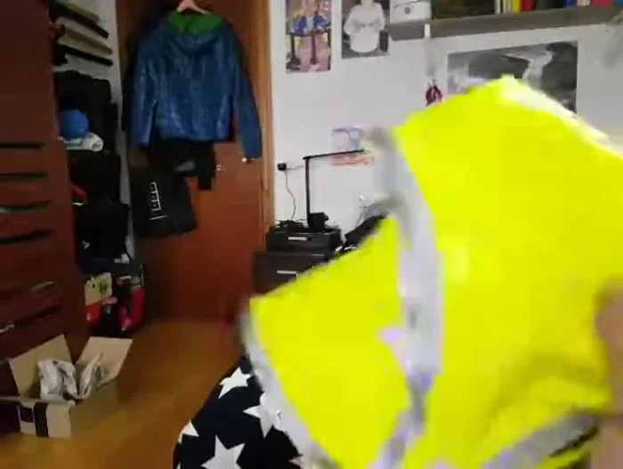 Usos recomendados del chaleco reflectante para mascotas: Perfecto para paseos nocturnos o actividades al aire libre con la mascota, mejorando su visibilidad y seguridad.