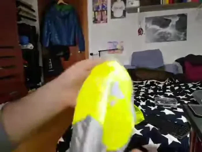 Funcionalidad del chaleco reflectante para mascotas: Elástico y velcro regulables para un ajuste perfecto y evitar que se suelte. Mejora la visibilidad de la mascota, especialmente por la noche.